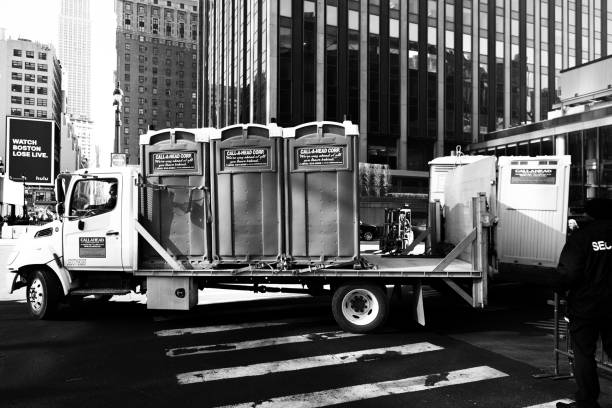 Best Luxury portable toilet rental  in Mount Prospect, IL